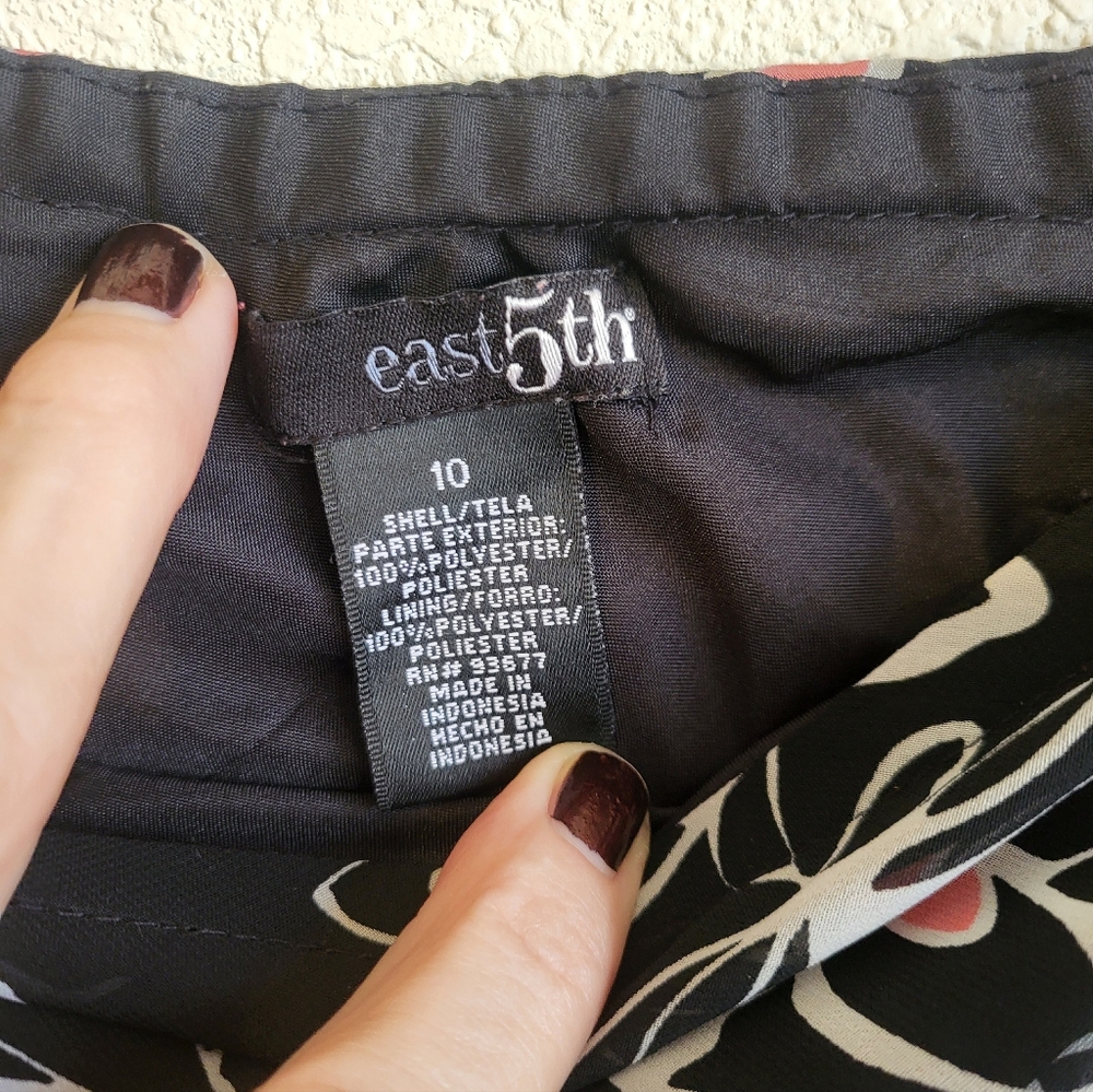 East 5th Floral Black and Pink Women's Maxi Skirt. Size 10 - Picture 6 of 13